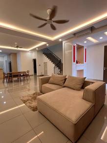 Renovated 3 Storey Supperlink 22x70 Extended Meranti Jaya 2 Puchong