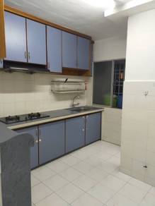 Sri Ivory (Sri Ivori) Apartment
