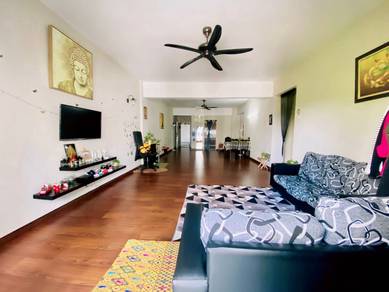 Specious Tiara Kelana Condo for sale