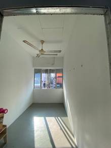 Skudai jln Pendekar Shop(1 Floor)
