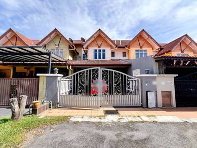 ((RENO CANTIK)) Double storey, Puncak Saujana Seksyen 3, Kajang