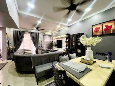 ((RENO CANTIK)) Double storey, Puncak Saujana Seksyen 3, Kajang