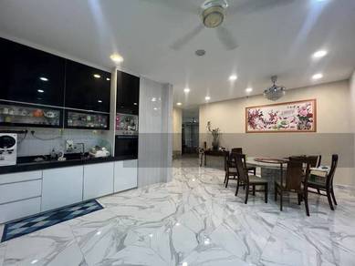 2.5 Storey Lakeside Bungalow @ Lake Valley, Bandar Tun Hussein Onn