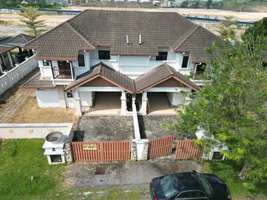 NICE UNIT! Double Storey Semi D Laman Kekwa Nilai Impian