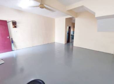 Taman Klang Utama Double Storey Terrace House For Rent