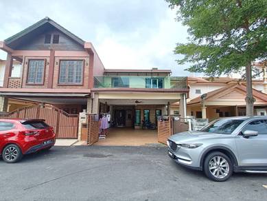 RENOVATED! 2 Storey Terrace Taman Amanputra Putra Perdana Puchong