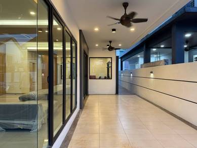 Move in Condition Ambang Botanic 2 Klang 2 Sty Semi D House for Sales
