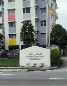 Sentosa flat Setia alam with washing machines fridge bed lvl4 low depo