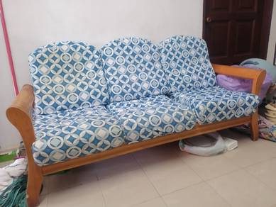 sofa kayu 