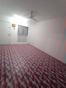 Level 1 walkup FLAT SERI LANGKAWI 2 walk LRT Taman Melati M3 Mall