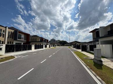 Saradise Gated Guarded NEW 11.8 Pts Double Storey Semi Detached