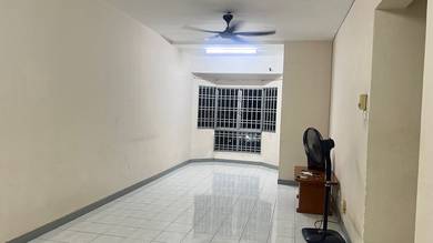 Permas Ville Apartment / Permas Jaya