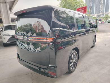 Toyota VOXY 2.0 S-Z (A) 7 Seater 6,000km 4.5A