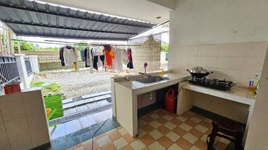 MJC Mutiara Gated and Guarded SemiD For Sale Stapok