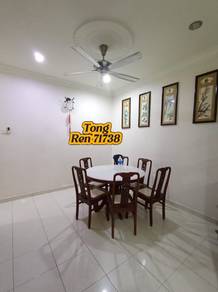 2.5StoreyTerrace House Taman Laguna Merbok