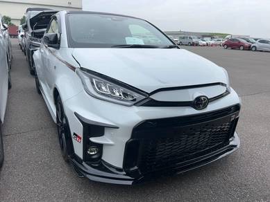 Toyota YARIS 1.6 GR (M) READY STOCK