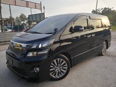 Toyota VELLFIRE 2.4 Z GOLDEN EYES FACELIFT