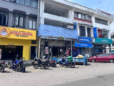 3 sty shop-office at Taman TTDI Jaya, Shah Alam. Under renovation.