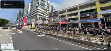 Platinum Walk 2 Adjoining Office (Lift) Basement Carpark & Near Mall