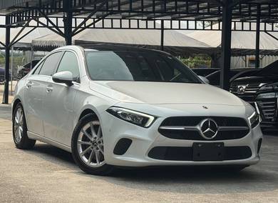 Mercedes Benz A250 2.0 SPORTS FACELIFT (A)
