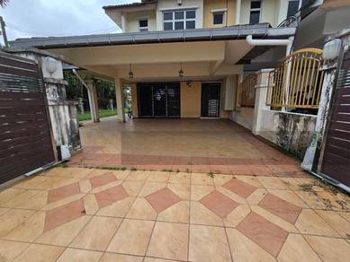 Corner Lot Double Storey Terrace @ Ehsan Jaya Near Johor Jaya