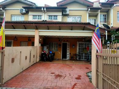 bandar tun hussein onn