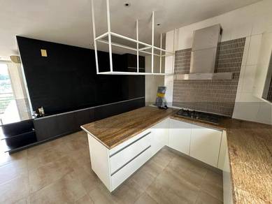 Merc Residence