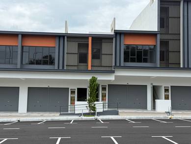 Facing main road NEW shop-office in Ikon Centrio, Seremban 2
