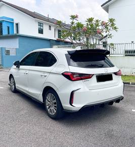 Honda CITY 1.5 V HATCHBACK (A)