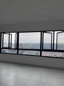 Corner Unit, Good Condition, Brand New (3room 3bath 2carpark)