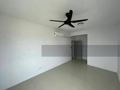 Corner Unit, P/furnished, Renovated With 2 Car parks