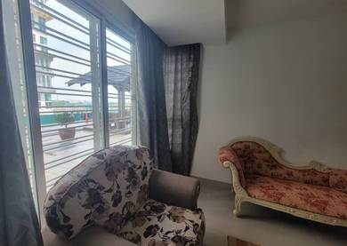 Exclusive: Fully Furnish Biggest Unit for Rent