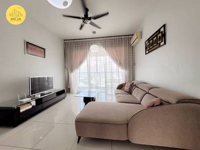 Best Deal !! Light Linear, 1475 Sqft, Mid Floor, Furnished & Renovated
