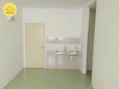 Cheap Cheap!! Idaman Selasih, 670 Sqft, High Floor, Partly Furnish