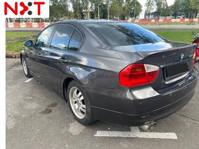 Bmw 320i (CBU) 2.0 (A)