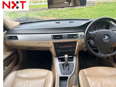 Bmw 320i (CBU) 2.0 (A)