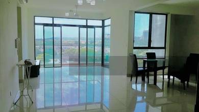 Good Condition, Corner Unit, 2 Car parks