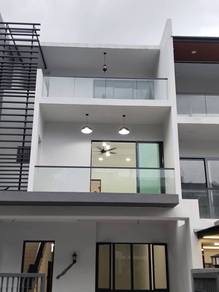 3 Storey Bukit Orkid Terrance House For Rent