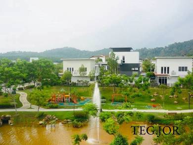3 Storey Zero-lot Bungalow With Lift  @ Setia Tropika Setia Eco Park