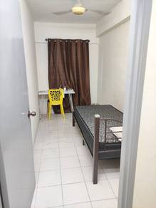 Puncak banyan female small room fully furnished free wifi utility