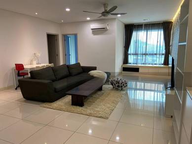 V Residence 3 @ Sunway Velocity 969sf 2r2b Near MRT Unit For Sale