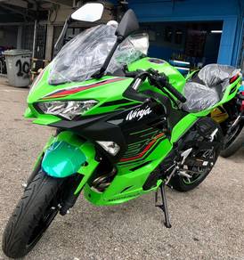 KAWASAKI NINJA 250 Readystock