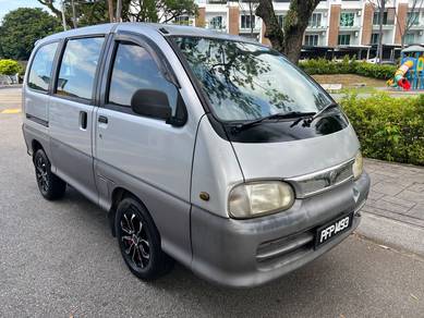 Perodua RUSA 1.6 GX (M)