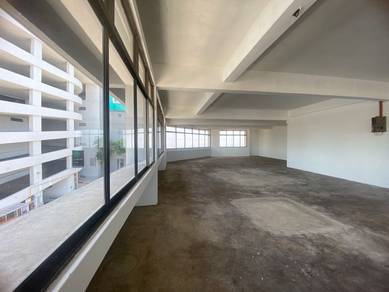 Corner Lot (2nd floor) For Rent at Alor Setar Town (Aman Central)
