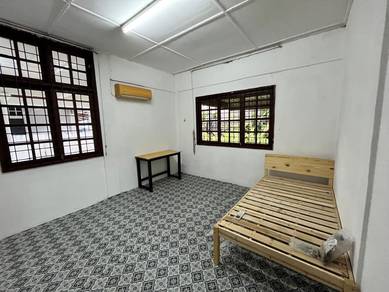 Double Storey Semi D For Rent⭐ @ Stapok / Sg Maong Jalan Datuk Temengg