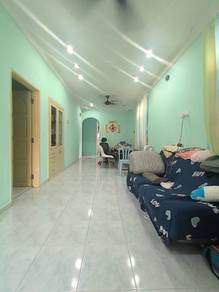 End Lot Nusa Bestari House, Extra Land! 🔥💰