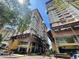 Perdana Exclusive Condo Damansara Perdana First Come First Serve