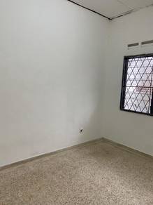 Single Storey Terrace House , Taman Perling, Fully Extended, New Paint