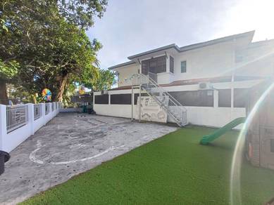 HUGE CORNER Jalan Sepah Puteri Seksyen 5 Kota Damansara Terrace House