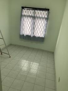 Pandan indah Tulip Apartment, Cempaka LRT , Ampang, Selangor